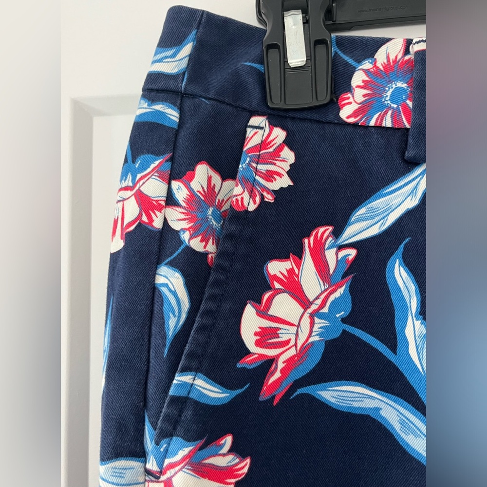 Lands' End Blue, White & Fuschia Floral Chinos with Pockets, Size 6 - Picture 6 of 11
